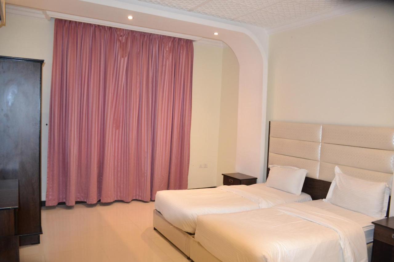 فندق الميثاق بواسطة سما ستار Riyadh Ngoại thất bức ảnh